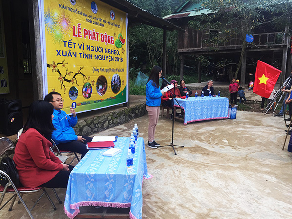 Chi đoàn Viện kiểm sát nhân dân (VKSND) huyện Quảng Ninh tham gia Lễ phát động chương trình “ Tết vì người nghèo - Xuân tình nguyện 2018"