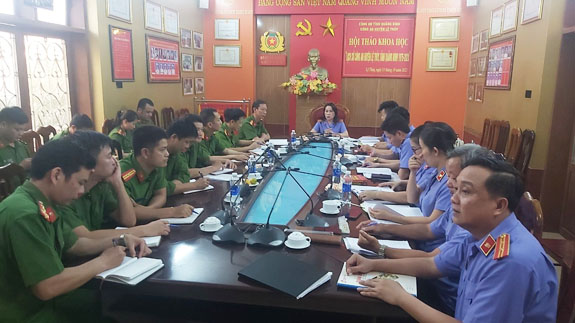VKSND tỉnh Quảng Bình tiến hành trực tiếp kiểm sát việc tiếp nhận, giải quyết nguồn tin về tội phạm và giải quyết khiếu nại tố cáo trong hoạt động tư pháp